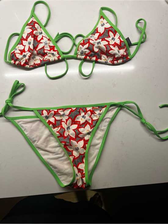 DSQUARED2 Other - DSQUARED2 White Bikini with Neon Green Trim and Multicolor Print